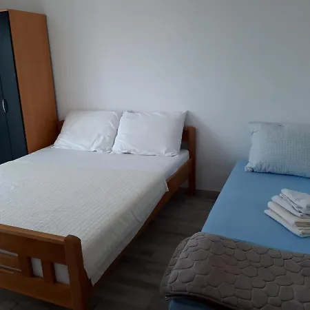 Karlo Pensionat Kruševo